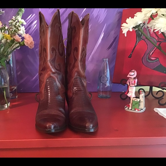 Shoes - Lady Cowboy Boots.  By N.Ronnee